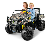 Load image into Gallery viewer, Kids in realtree camo gator