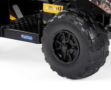 Load image into Gallery viewer, Realtree camo gator tires