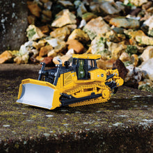 Load image into Gallery viewer, 1/50 John Deere 1050K Dozer Prestige Edition
