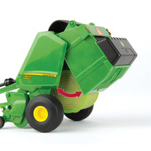 Load image into Gallery viewer, 1/32 John Deere 7270R Tractor and 560R Round Baler Set
