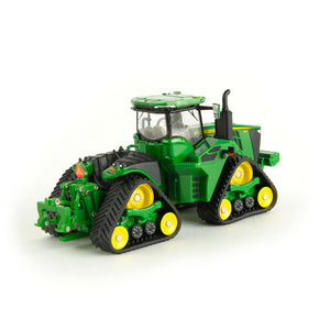 Die-cast tractor with 4 wide tracks